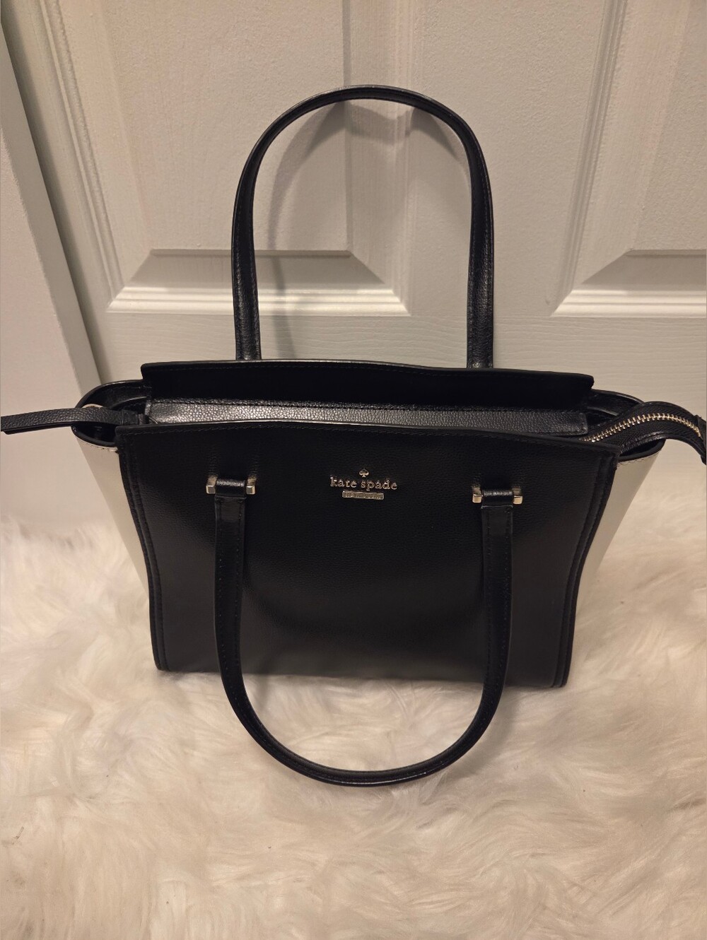 Kate Spade New York Black And Cream Leather Tote/ Crossbody Bag With Gold Accent